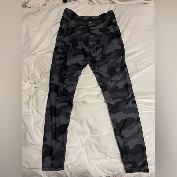 Old Navy Powersoft Leggings - Picture 1 of 4
